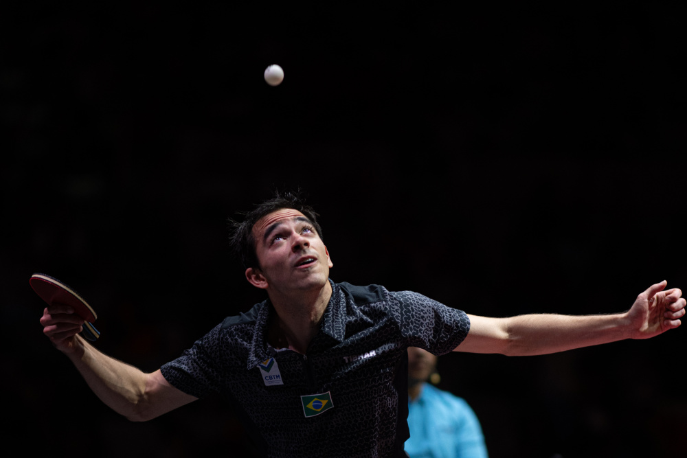 他依然展现 他依然展现