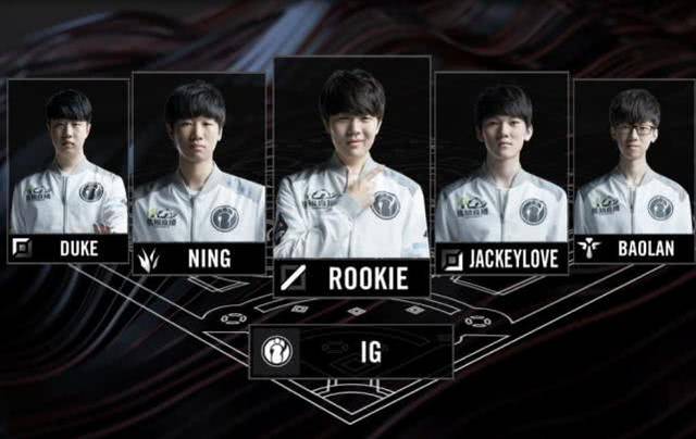 尤其是當他 尤其是當他