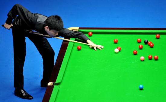 孔帕尼谈德甲球员转投英超,直言因钱